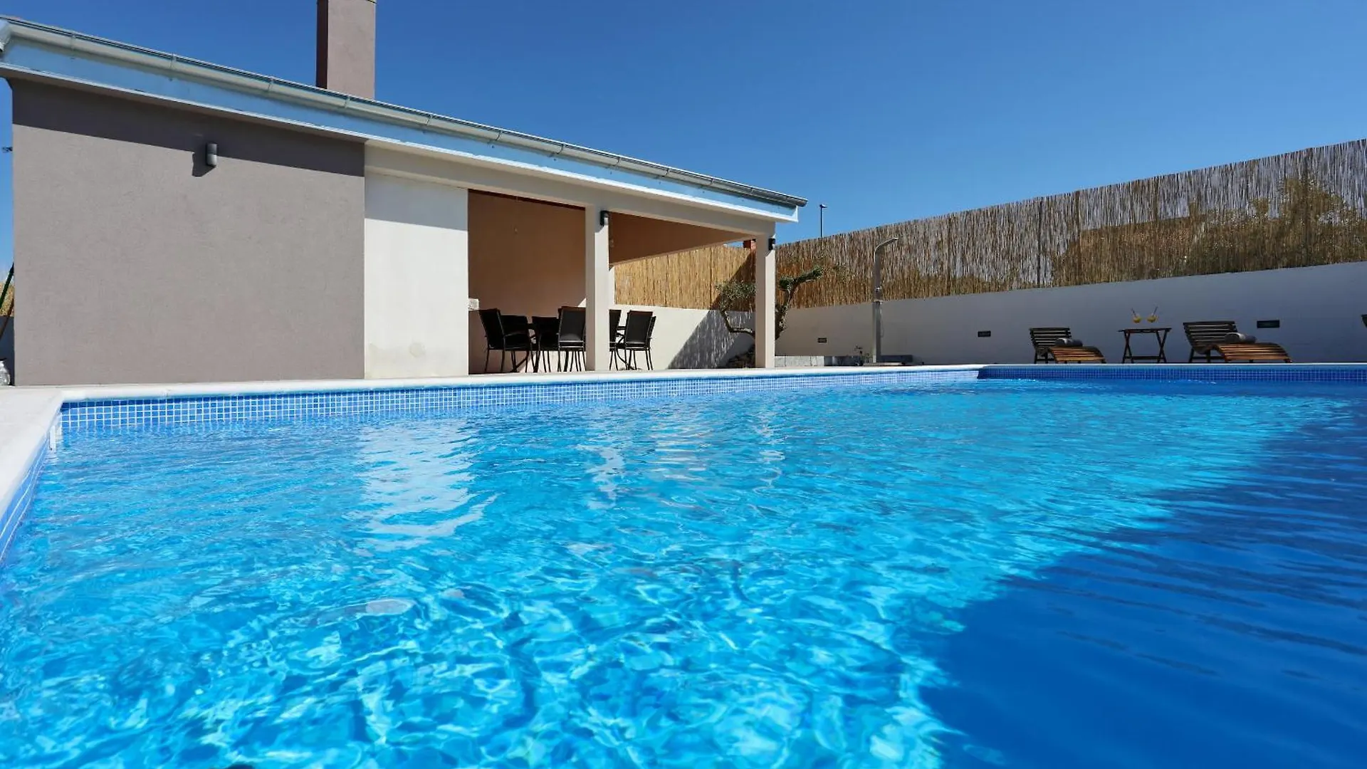 Holiday Home Fjaka With Swimming Pool Pridraga 0*,  Croatia