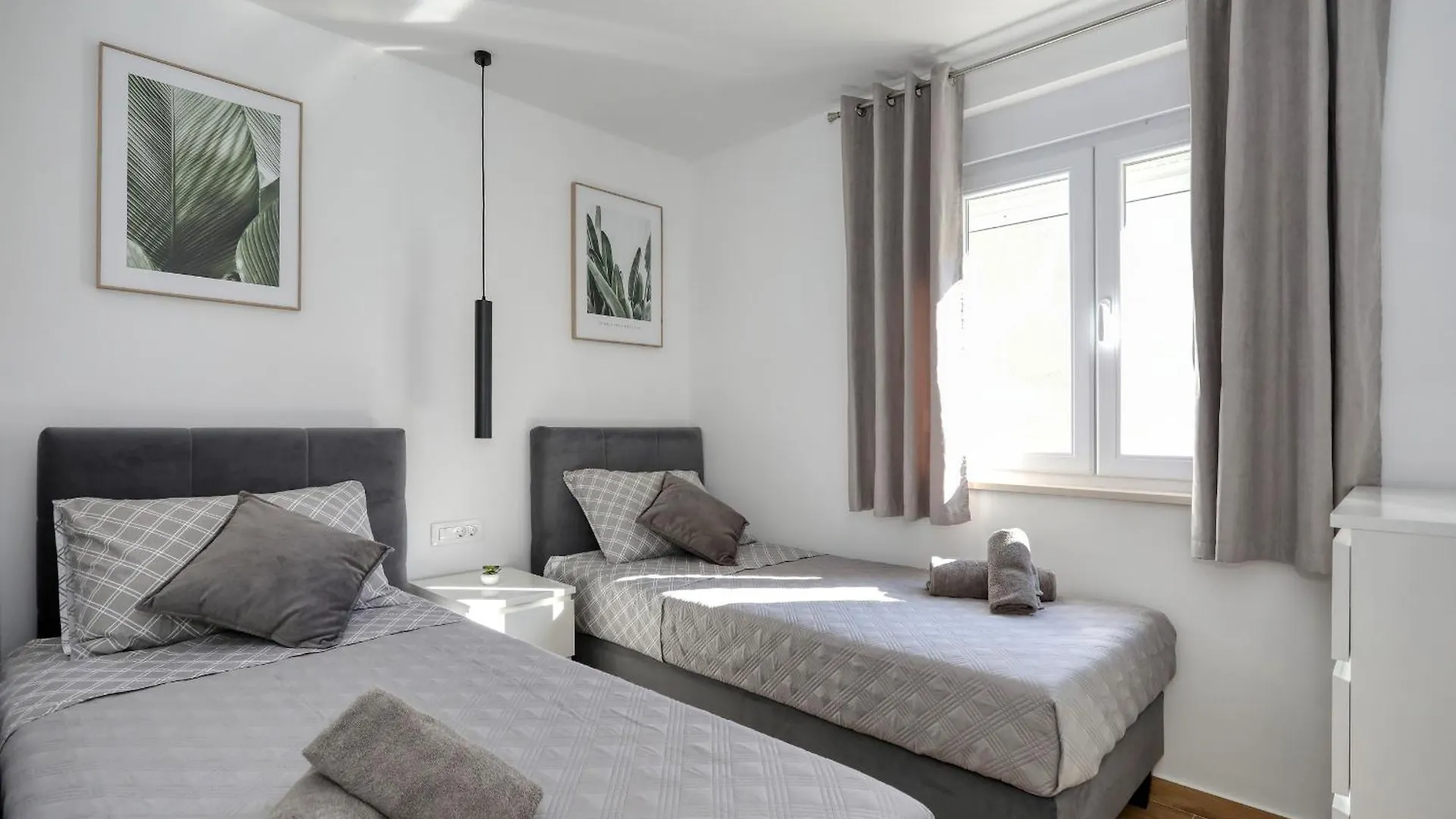 Holiday Home Fjaka With Swimming Pool Pridraga