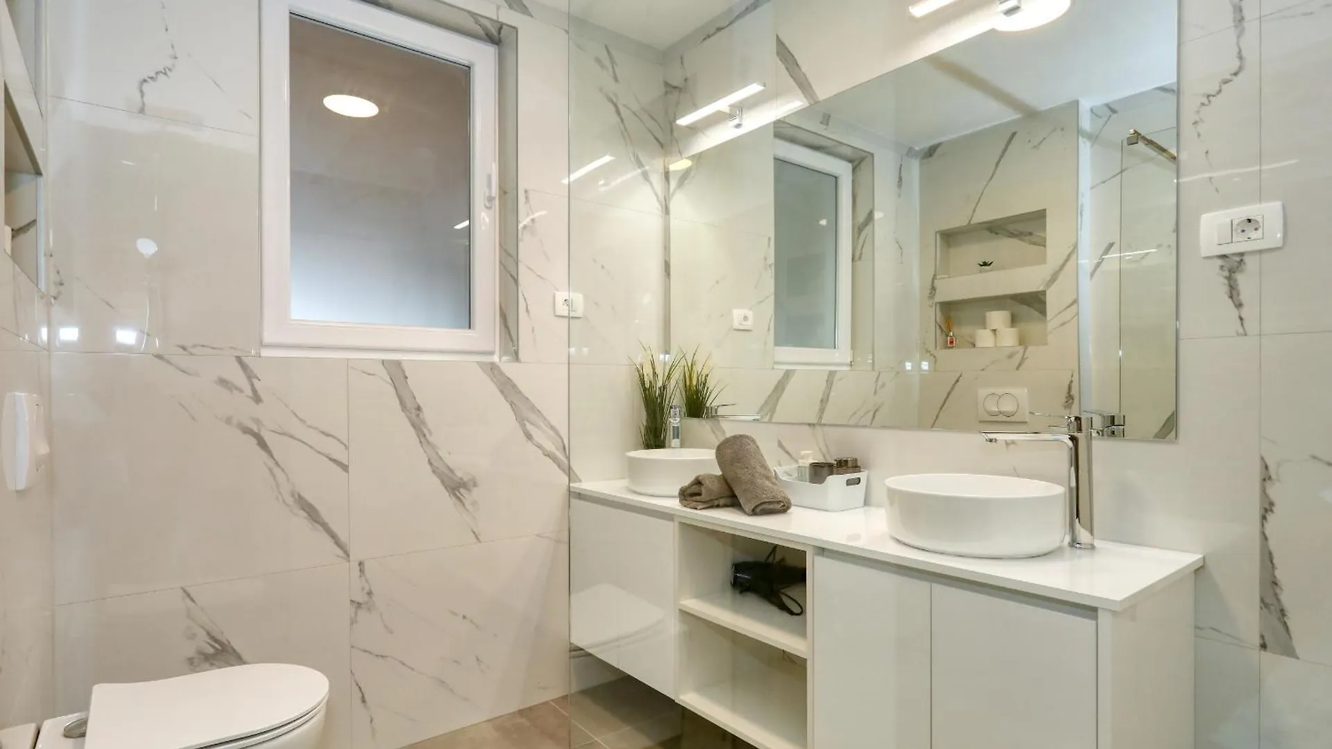 Holiday Home Fjaka With Swimming Pool Pridraga