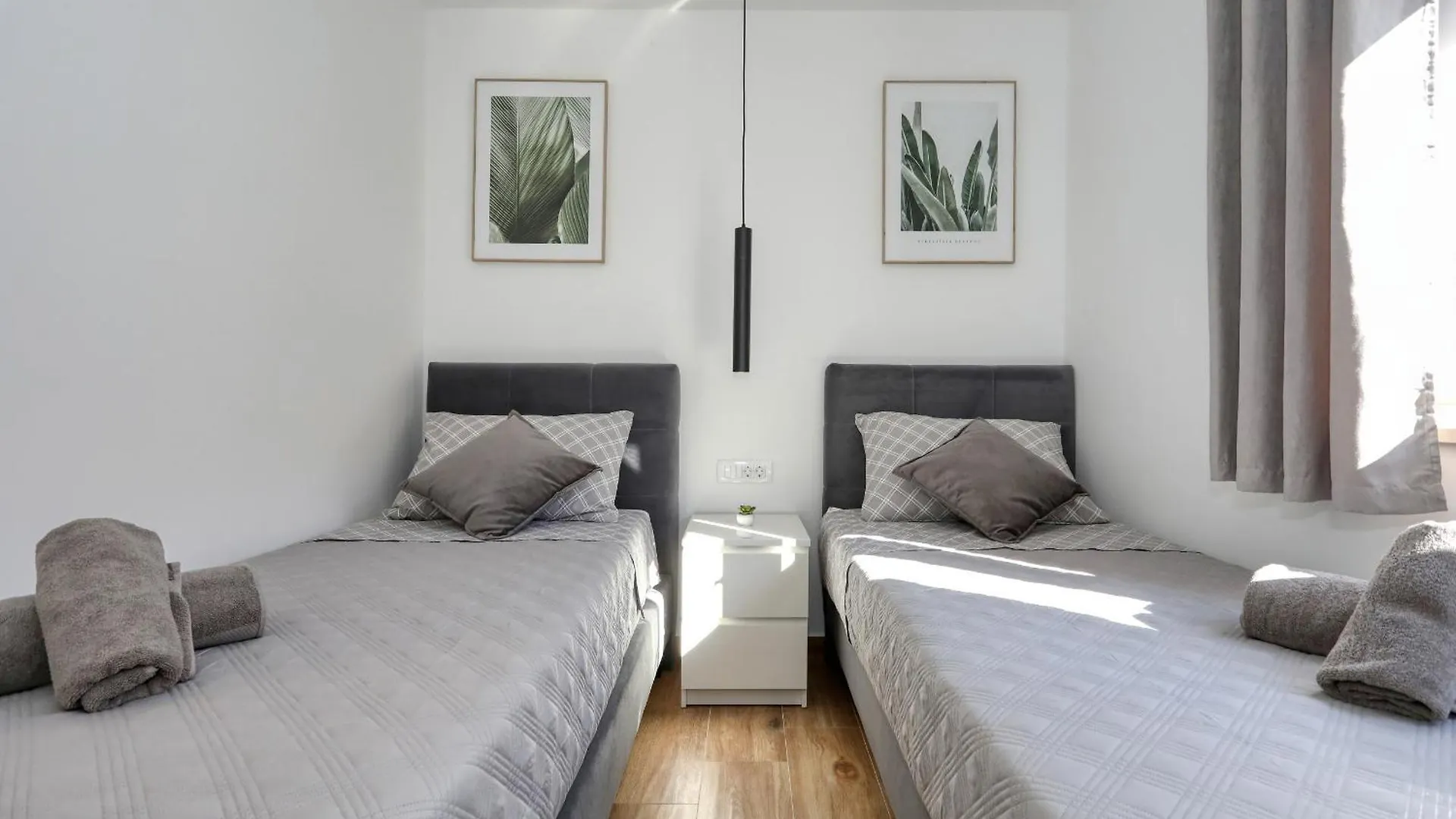 Holiday Home Fjaka With Swimming Pool Pridraga