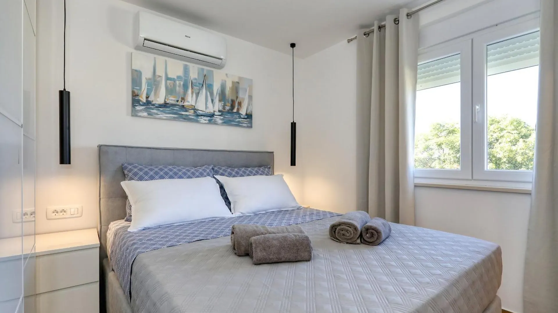 Holiday Home Fjaka With Swimming Pool Pridraga
